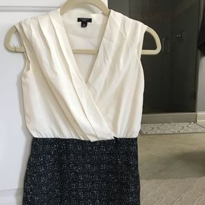 👗Ann Taylor mixed media dress 👗